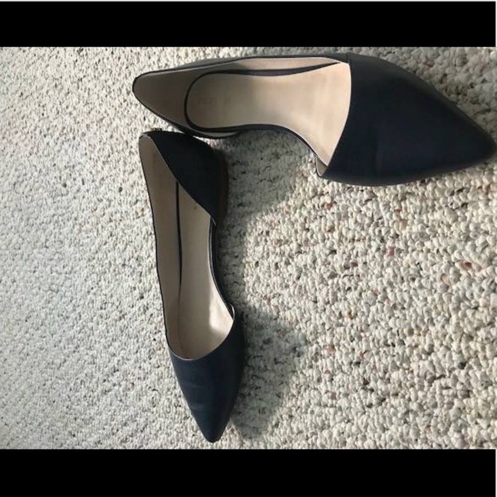 Cole Haan gorgeous so posh Navy Blue flats.